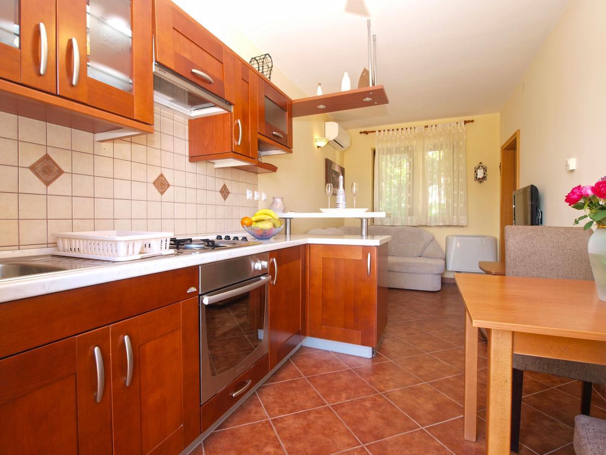 Apartments Mirjana 1655 Kanfanar Ngoại thất bức ảnh