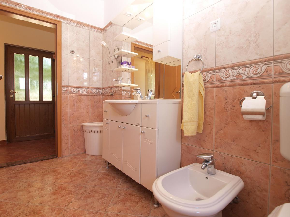 Apartments Mirjana 1655 Kanfanar Ngoại thất bức ảnh
